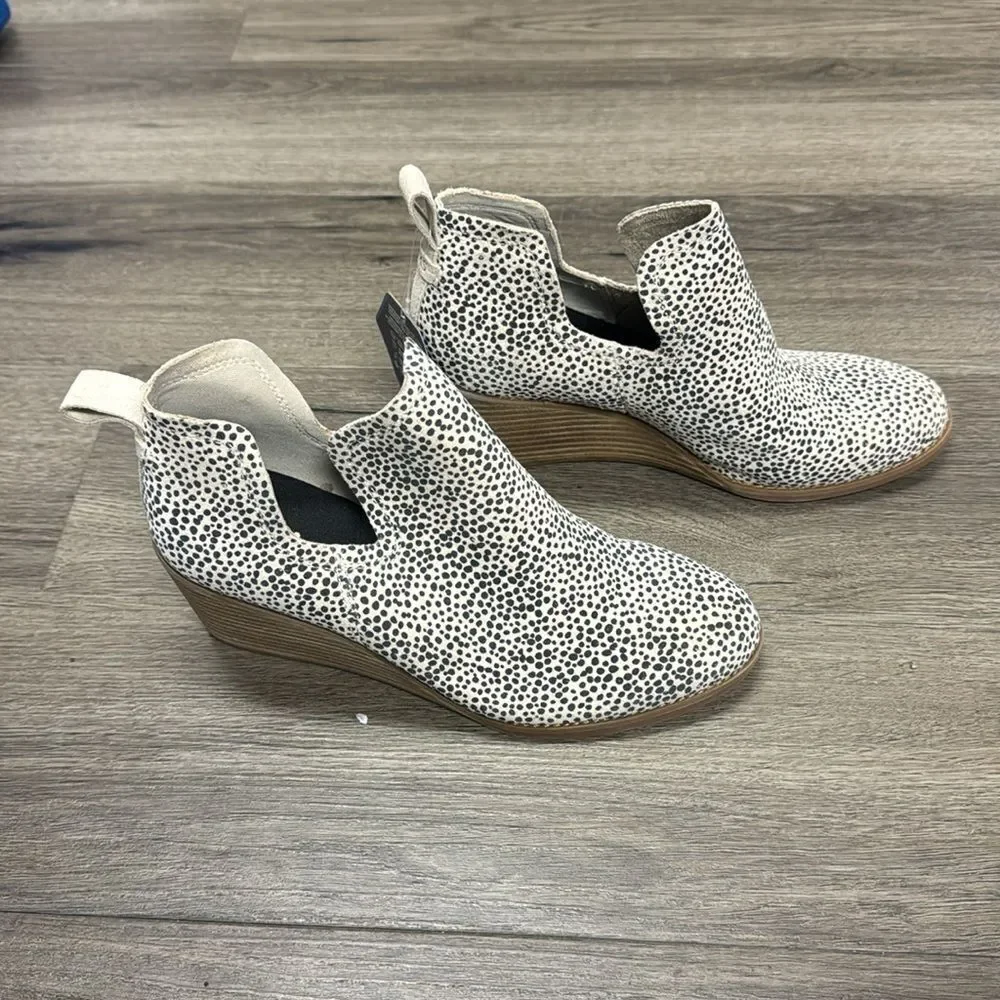 TOMS Womens Kallie Mini Cheetah Suede Wedge Booties Sz 7